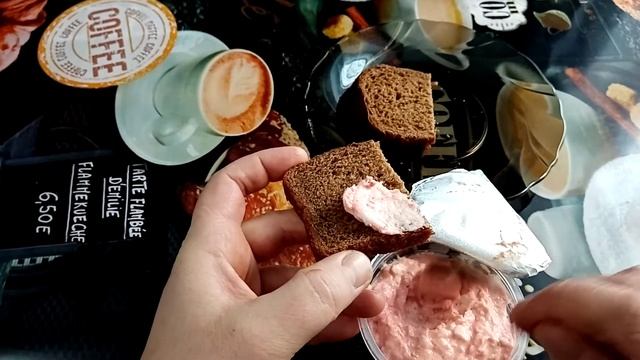 Икра мойвы в соусе с копчённым лососем, купленная в магазине Светофор. Пробуем на вкус. смотреть онлайн