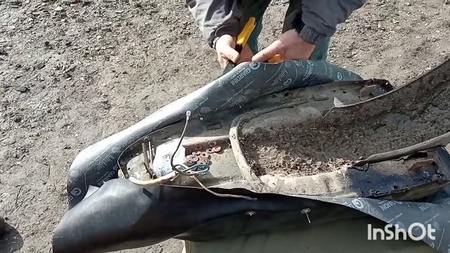 Обшивка сидения на ИЖ! Заехали в сервис на обшивку. смотреть онлайн