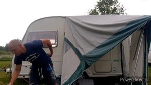 Собираем палатку прицепа-каравана.