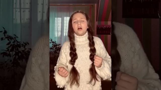 Олеся Казаченко -“Lovely” (Billie Eilish) смотреть онлайн