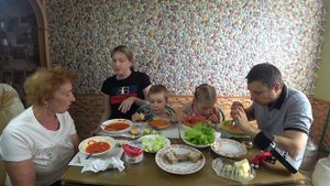 МУКБАНГ БОРЩ. СЕМЕЙНЫЙ ОБЕД | MUKBANG BORSCH. FAMILY DINNER. #borscht #борщ #StepFamily #mukbang