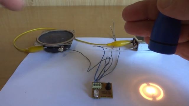 ? Датчик Приближения из Фонаря и Транзистора ? СВОИМИ РУКАМИ смотреть онлайн