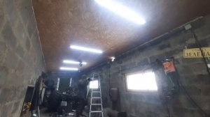 .Вытяжка в гараже очень дешево и бюджетно своими руками.