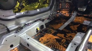 SKODA Yeti сделана добротная полная шумоизоляция салона авто. Что же наступит после? Тишина, конечн
