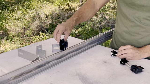 Skoolie Solar Rail Brackets смотреть онлайн