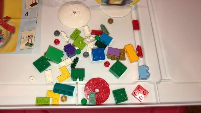 Cute Lego Seasonal 853815 Gifts Holiday Ornament 2018 Christmas Ball Decoration Set Quick Look смотреть онлайн