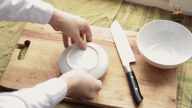 Как нарезать томаты черри? смотреть онлайн