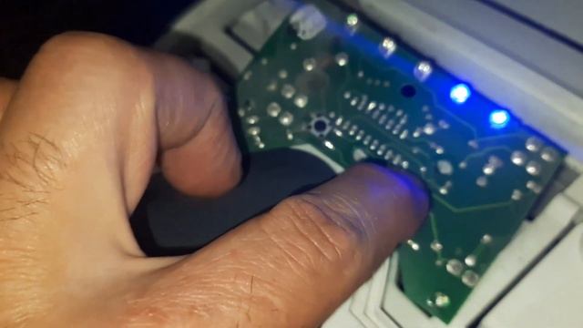 Моющий пылесос Zelmer не включается - ремонт. смотреть онлайн