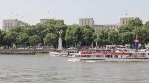 London Walk - Lambeth Bridge to Blackfriars Bridge