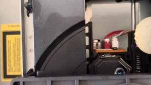 Yamaha CDX-490 CD player defect