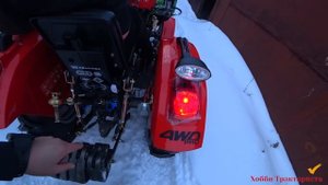 Баловство на "Кентавре Т-244": максимально разогнались, застряли и почистили снег.