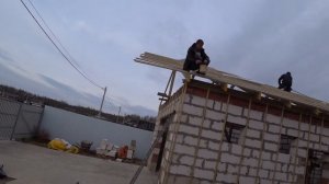 Обрешетка двухскатной крыши. Обрешетка под металлочерепицу.