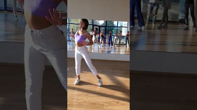 Бачата с Аленой. Тренировка Сочи 2021 фестиваль танца