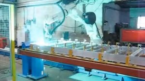Дуговая сварка роботом Kawasaki  Robot FA10L