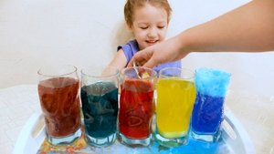 Опыты с детьми, вулкан из цветной соды