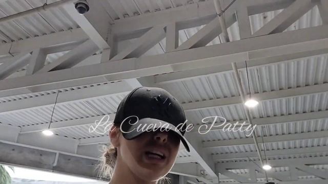 ??MICHELLE RENAUD Y MATÍAS NOVOA HUYEN FURIOSOS DE LA PRENSA?? ¿Venden exclusiva de embarazo? смотреть онлайн