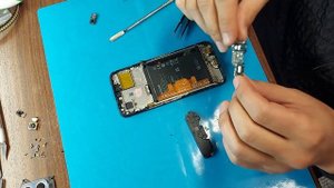 Как заменить верхний динамик на телефоне Honor X6 VNE-LX1