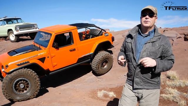 Surprise! Jeep Builds a Raptor Fighter Desert Runner Truck: Meet Sandstorm