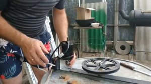 Монтаж привода ЭПМ 8 ШК на медогонку