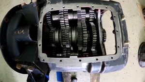 Ремонт китайской коробки передач автомобиля МАЗ Fast gear 9js135ta и замена сцепления.