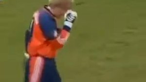 Единственный гол, который Оливер Кан/Oliver Kahn забил в чужие ворота, 2001г.