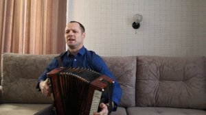 Как родная меня мать провожала