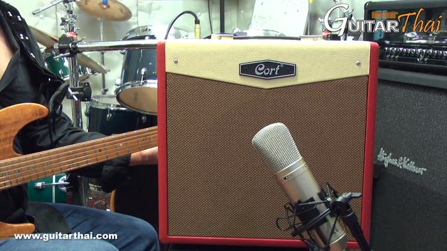 Cort CM 30R Amplifier смотреть онлайн