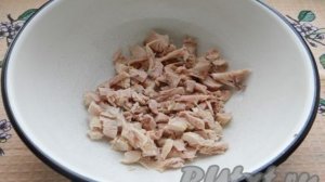 Салат с редькой и курицей