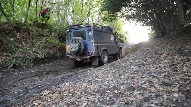 Exploring the Devon Greenlanes in the Landies! - Offroad 4x4 смотреть онлайн