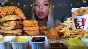 ASMR POPEYES VS KFC *MOST POPULAR FOOD* CHICKEN SANDWICH, FRIED CHICKEN, APPLE PIE, FRIES MUKBANG 먹