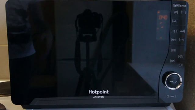 Процесс самоочистки микроволновой печи Hotpoint ARISTON MWHA 2622 смотреть онлайн