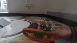 Робот «Танк» на Arduino