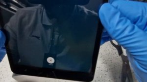 Unborning an Apple iPad mini 1 sealed in 2023!