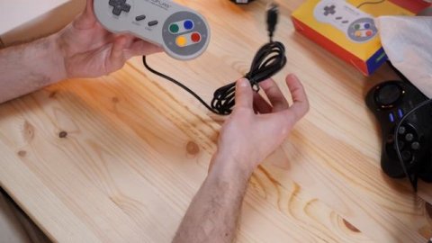 Лучшая РЕТРОКОНСОЛЬ 2021! - Super Console X обзор в 4K