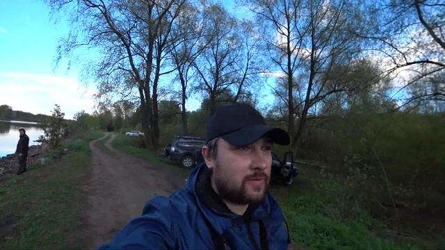Ночная Рыбалка в Драчево на КиМ в Мае. Что за рыбацкий самострой  на КиМ?