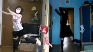 Японки танцуют весёлый танец=).