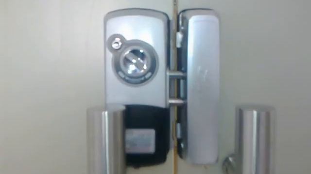 Замок EVERNET на стеклянные двери смотреть онлайн