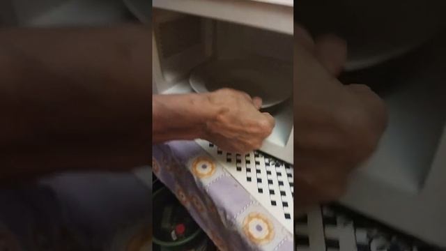 Как восстановить крутящуюся тарелку в Свч смотреть онлайн