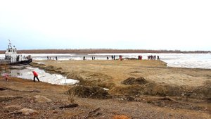Ледоход г.Колпашево 15 апреля 2016