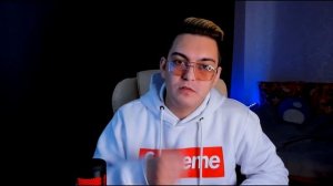 КАК ОБЩАТЬСЯ С ДЕВУШКОЙ СТАРШЕ ТЕБЯ. КАК ПОНРАВИТЬСЯ ДЕВУШКЕ СТАРШЕ ТЕБЯ.