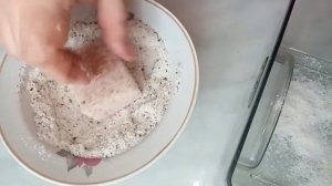 Домашнее солёное сало с чесноком и перцем. Простой рецепт как засолить сало сухим посолом.