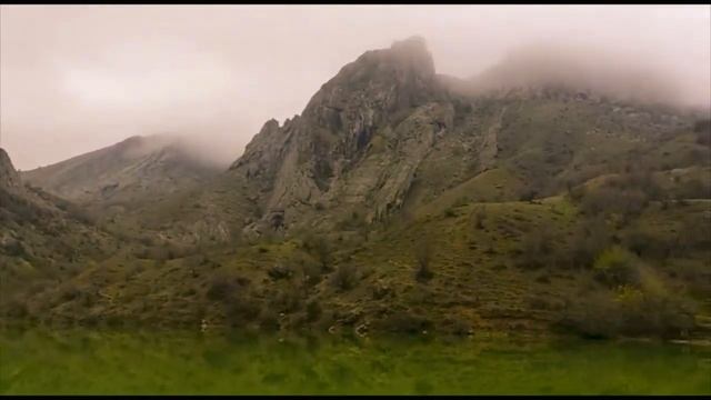 Горное озеро. Арпат. Каскады и купели.  Крым. Экскурсия..mp4