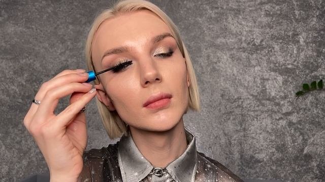 Новогодний макияж 2020 | MAC Cosmetics