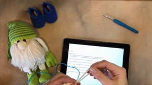 "Гном" 2. Вяжем сапожки