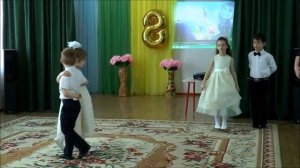 Танец «Мамин вальс»