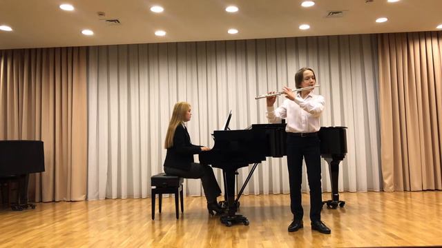 Гуменник Иван. 12 лет. Карл Иоахим Андерсен «Тарантелла». смотреть онлайн