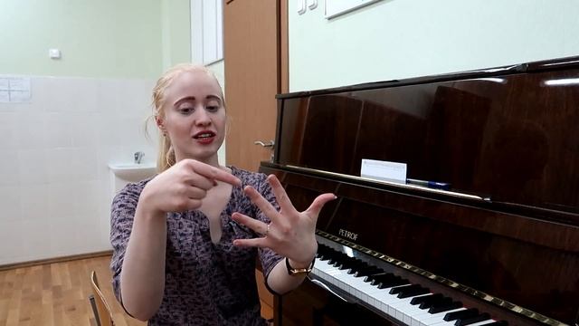 ПЛАВАЮТ УТЯТА: красивая несложная песенка. Разучиваем с учителем. Уроки сольфеджио