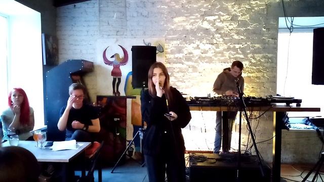 Алина Дельвер_Литературная Гостиная (суббота) - 6 мая 2023 смотреть онлайн