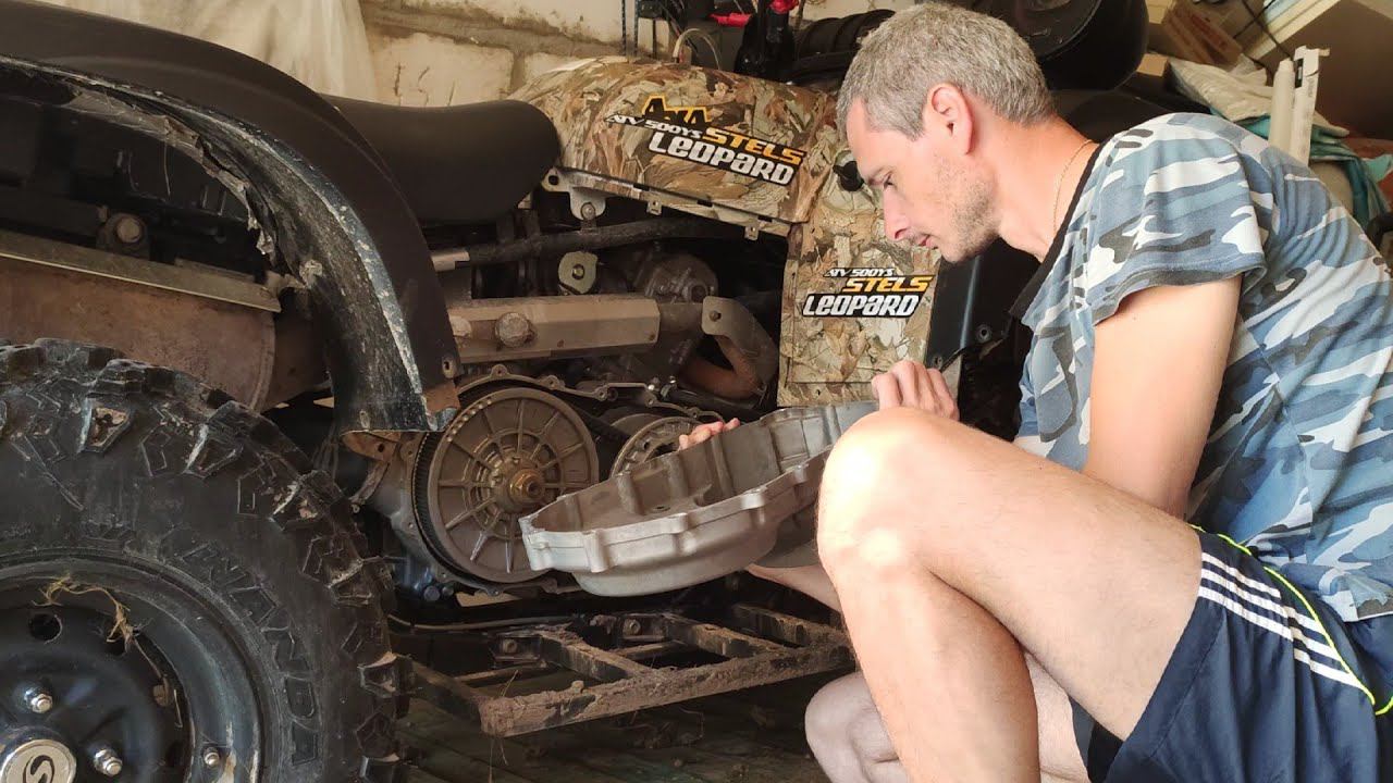 Чистка вариатора после брода на квадроцикле Стелс Леопард. смотреть онлайн