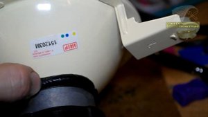 BMW E34 Почему облазят отражатели фар. Новые фары.